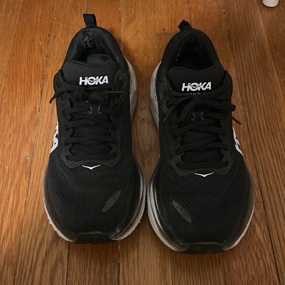 Hoka Bondi 8 Sneakers
